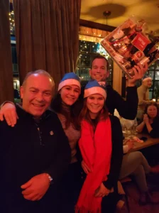 Winnaars Kerstquiz Quiz juichen prijzenpakket kroeg